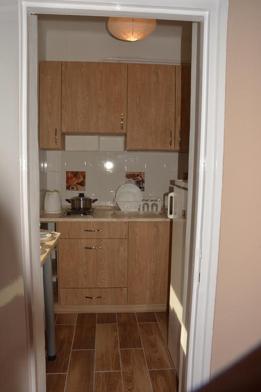 Apartamento Poetyi Flat Budapest Exterior foto