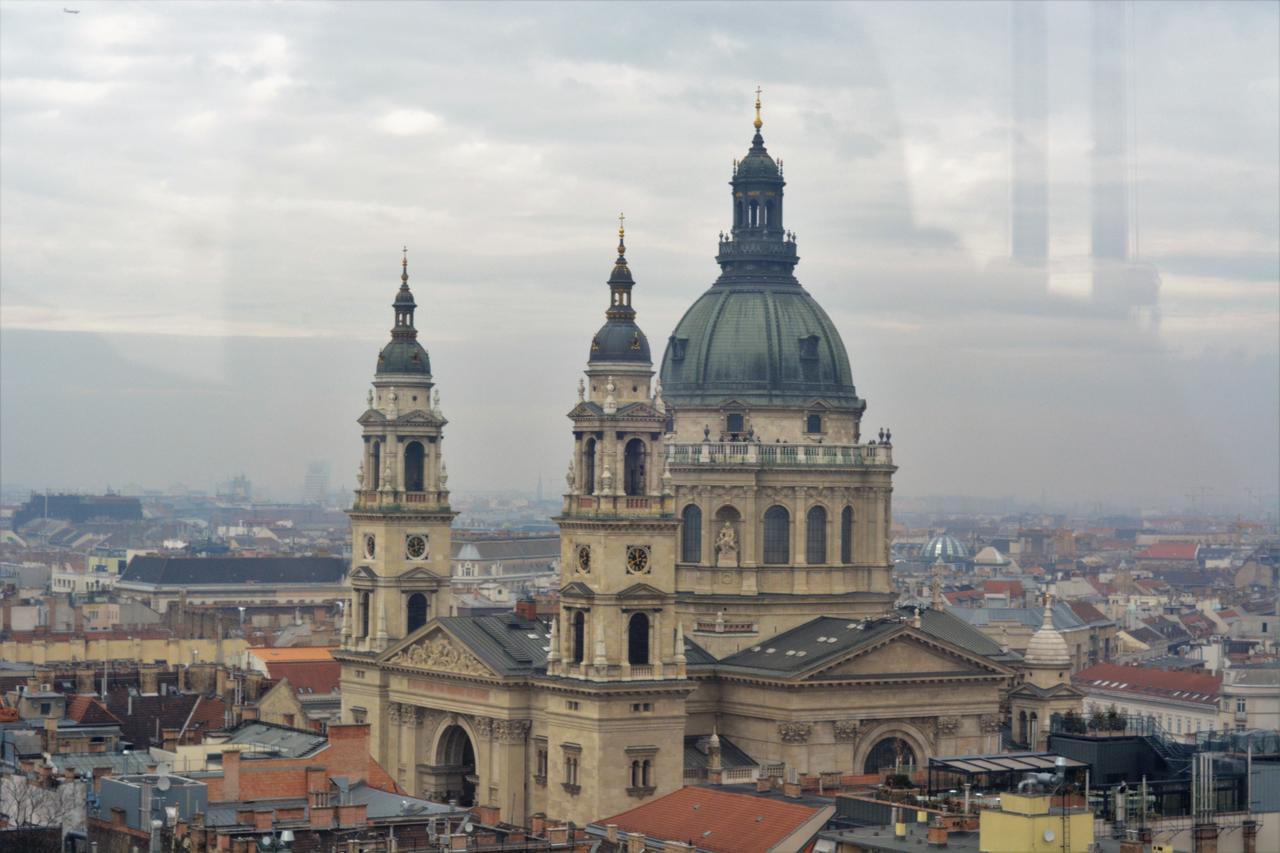Apartamento Poetyi Flat Budapest Exterior foto
